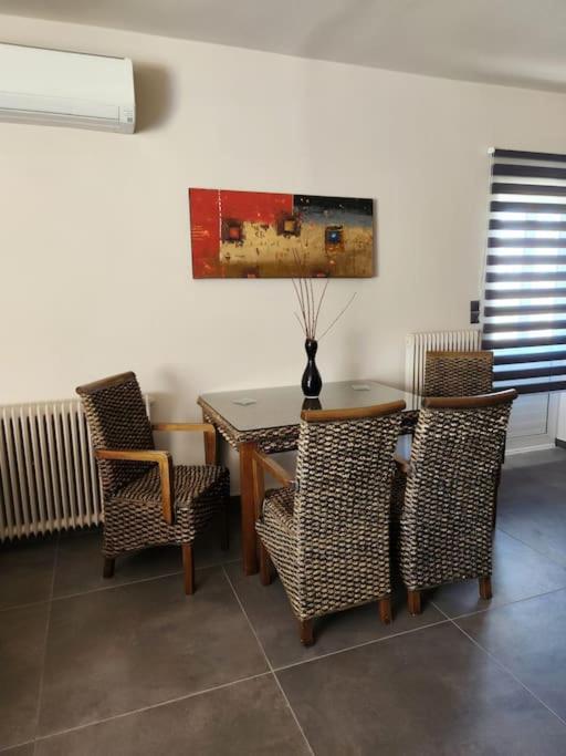 אראופוליס Terra E Pietre Εξοχική Κατοικία Με Πισίνα מראה חיצוני תמונה